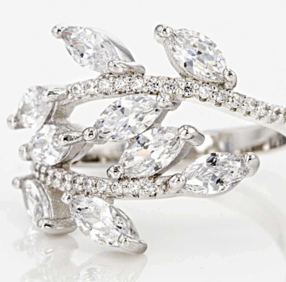 925 AAA Diamond Simulant Ring